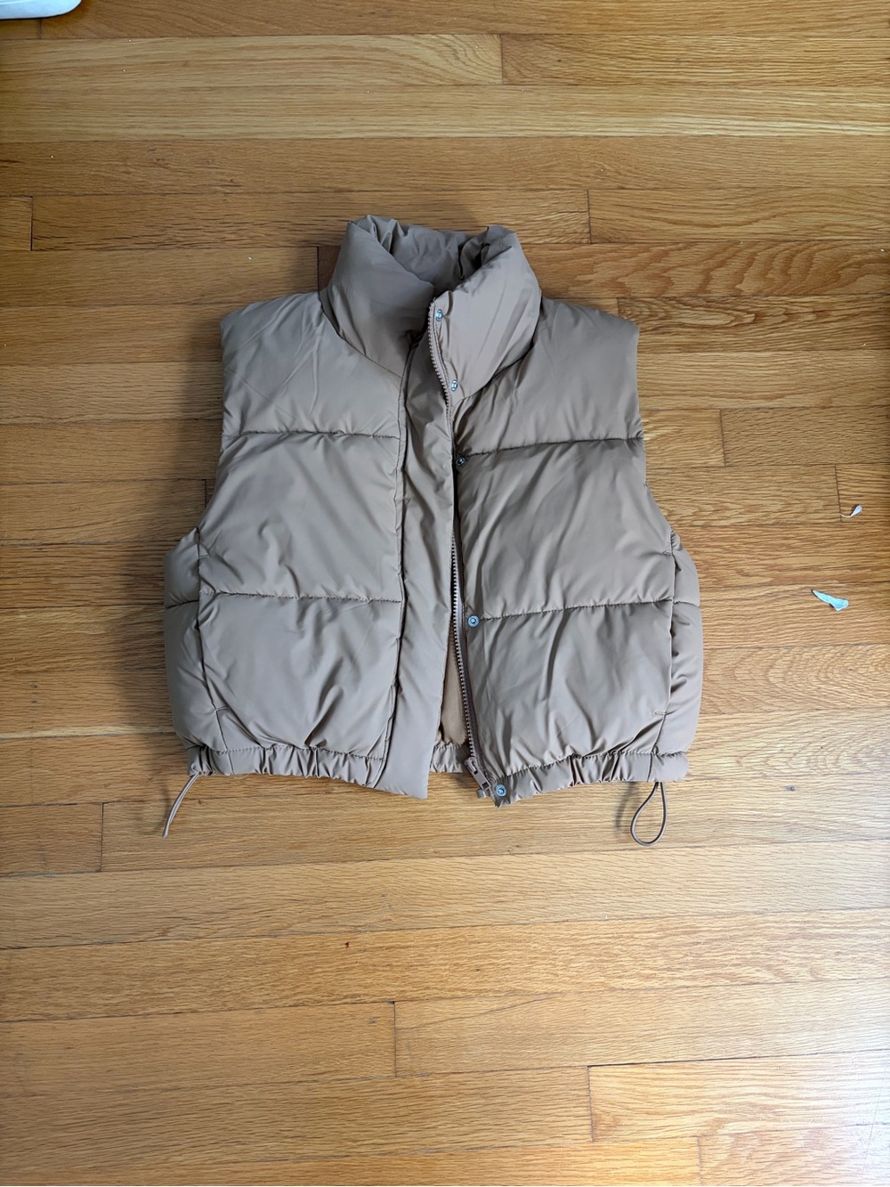 Love Tree Sleeveless Puffer Vest in Beige Taupe